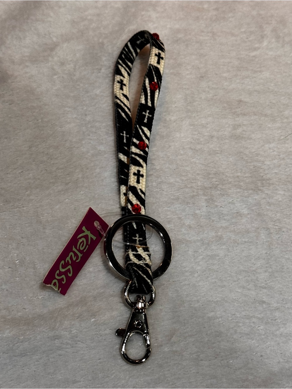 Kerlisss Black and White Cross Pattern Wristlet Keychain